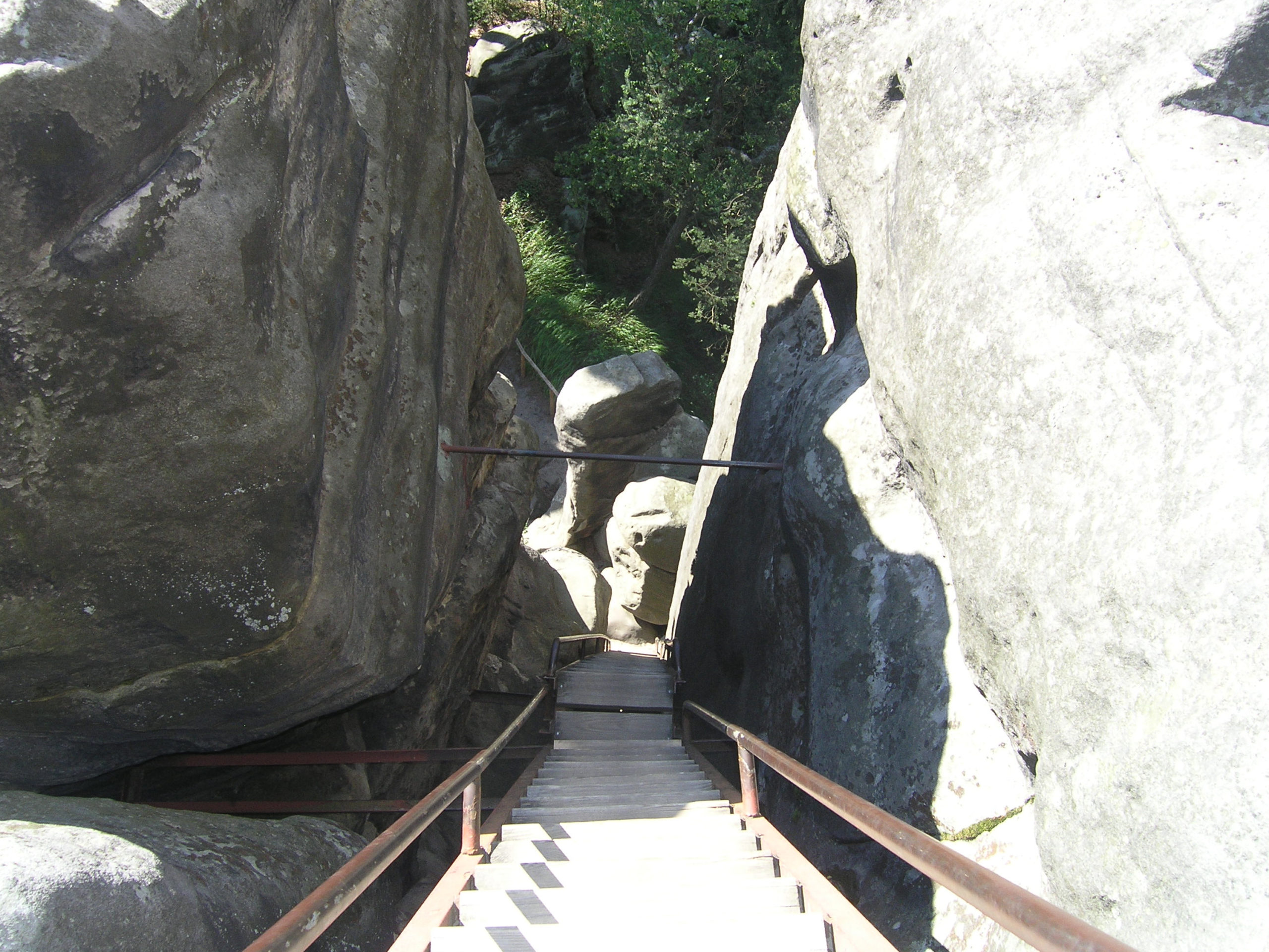 sudety schody wśród skał