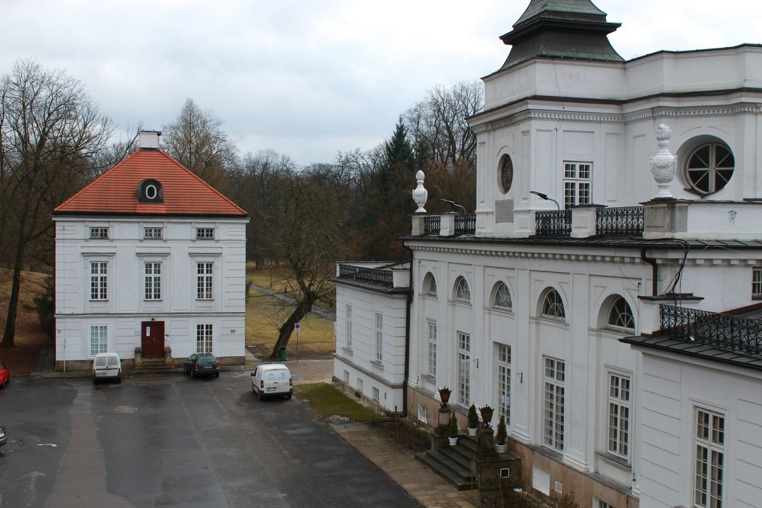 widok z okna na pałac